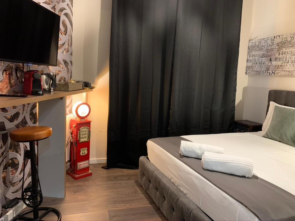 Suite Lame 37 Rental Rooms Болонья Екстер'єр фото