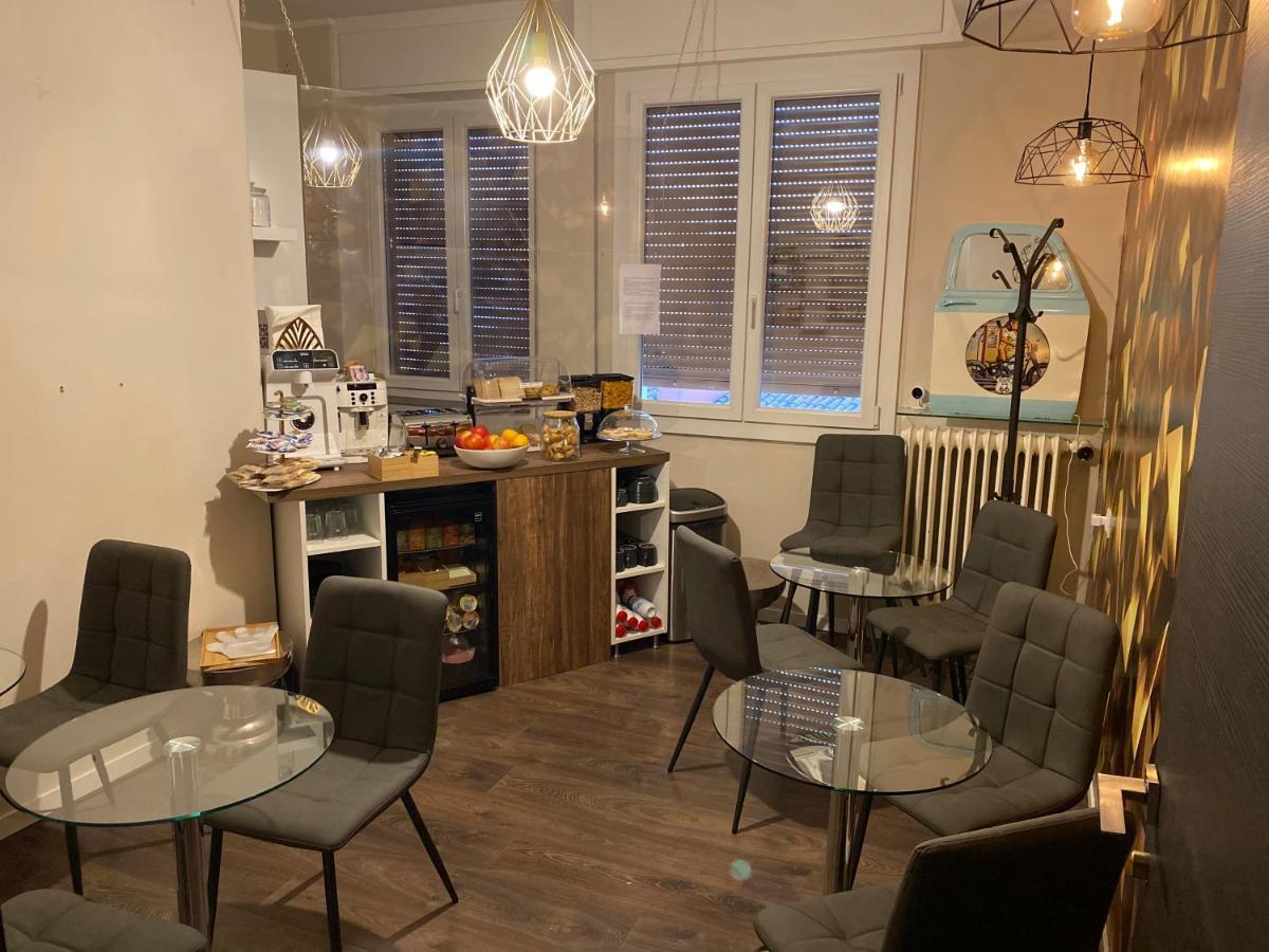 Suite Lame 37 Rental Rooms Болонья Екстер'єр фото
