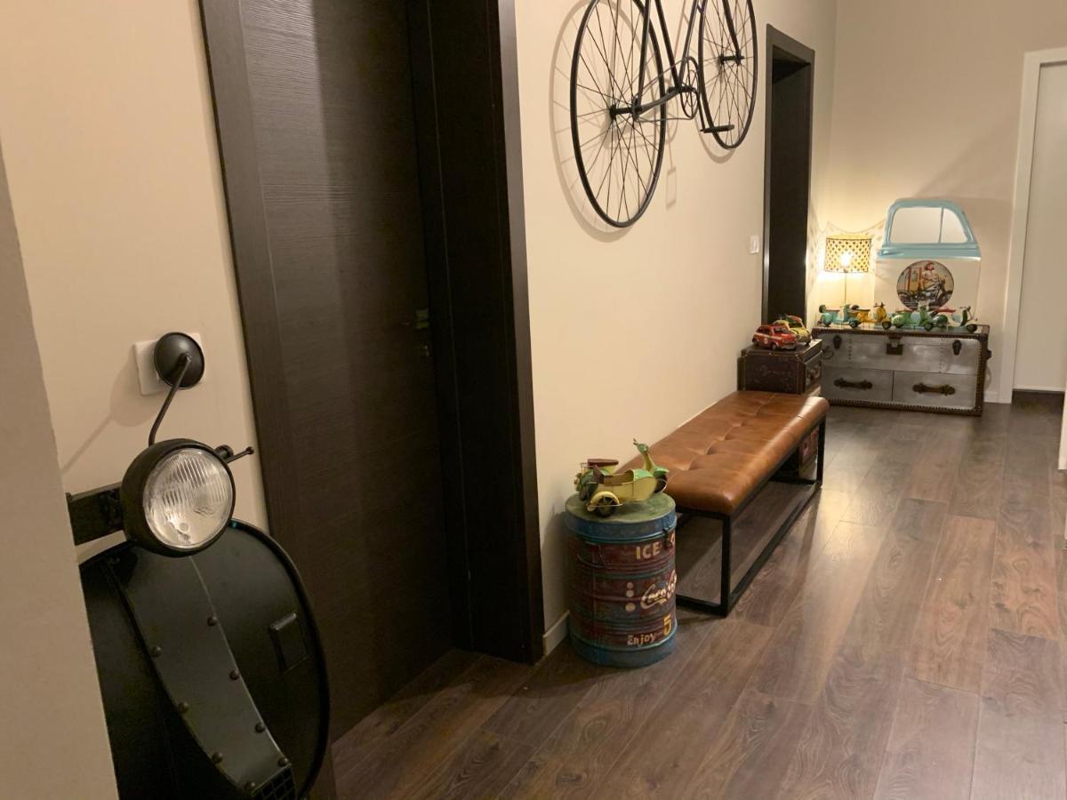 Suite Lame 37 Rental Rooms Болонья Екстер'єр фото